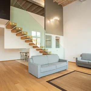 https://appartamento-siliprandi.it-lombardy.com
